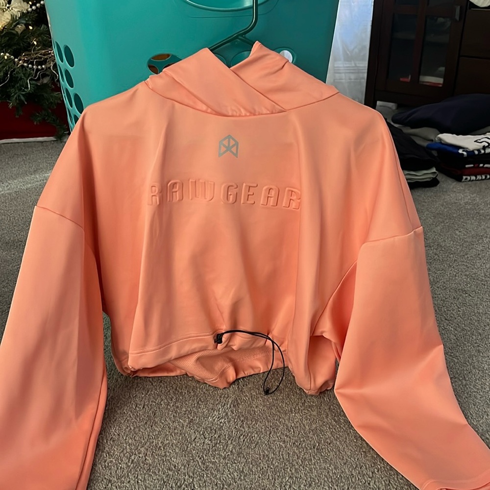 Cropped hoodie